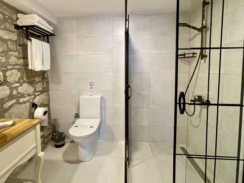 Urla Tas Konak Otel 43/50