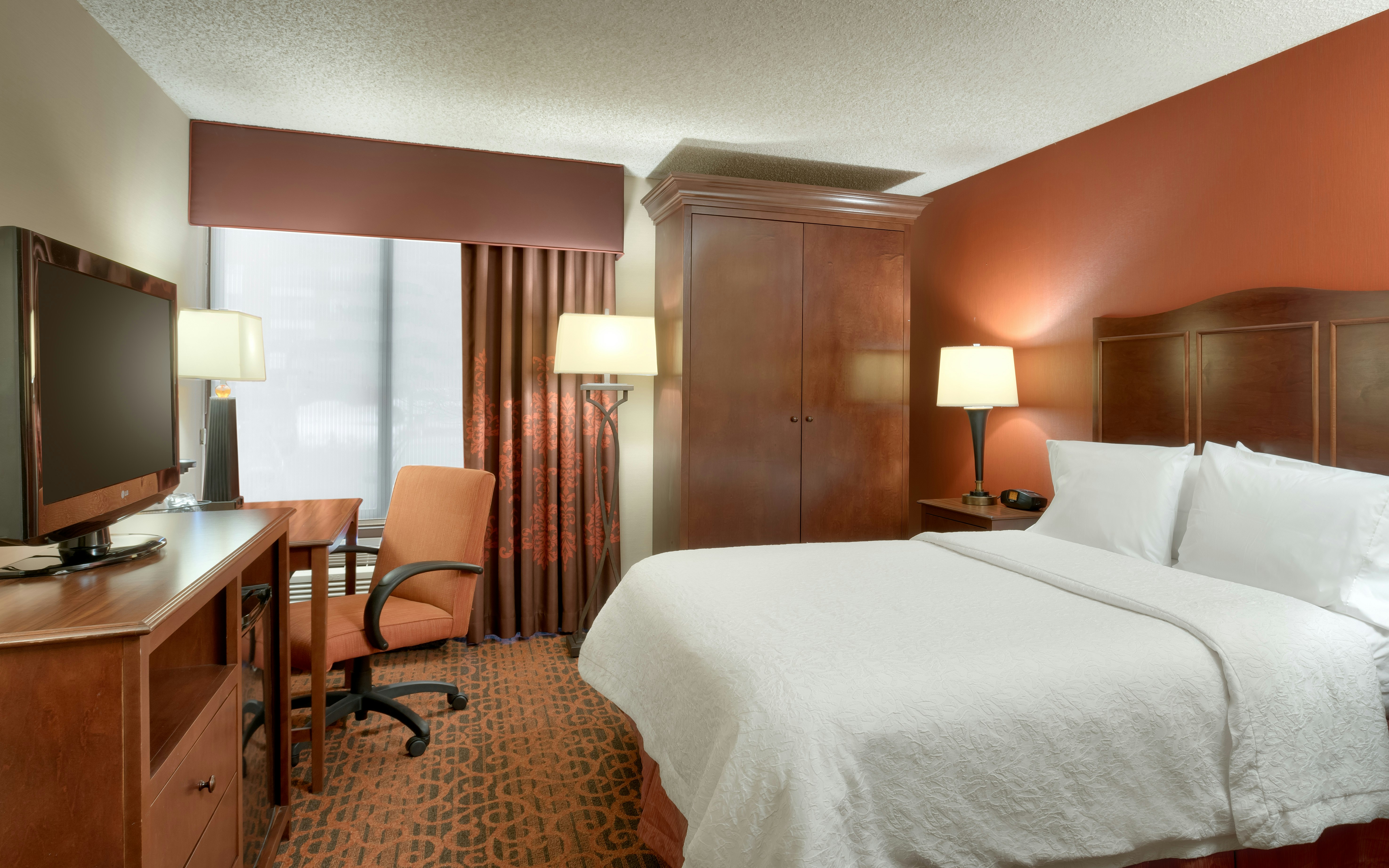 Room, Queen Bed, Accessible