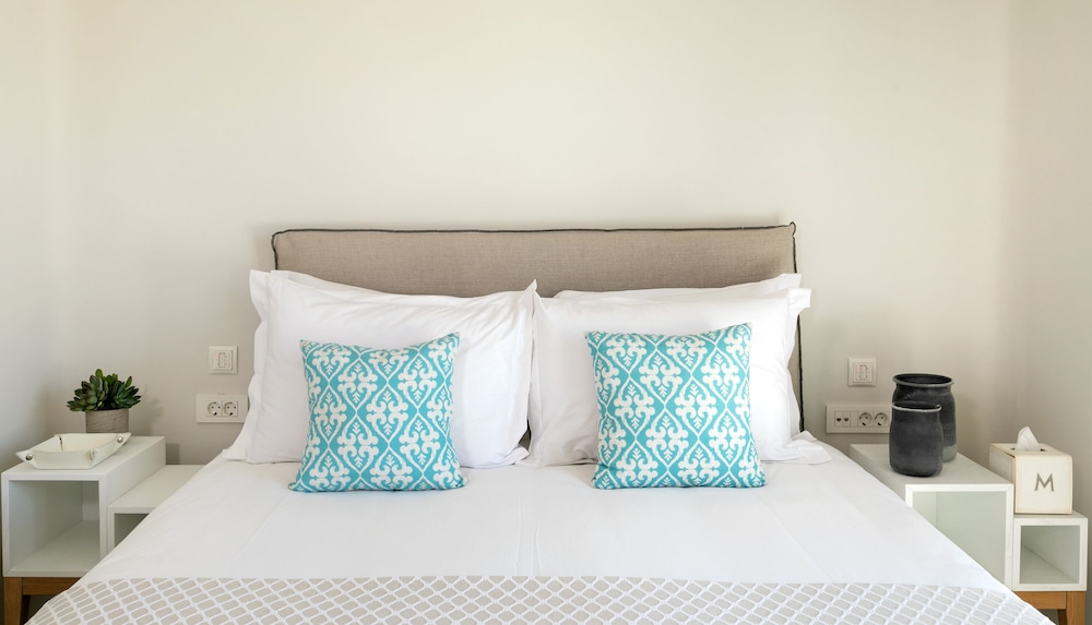 M Mykonos Villas 8/50