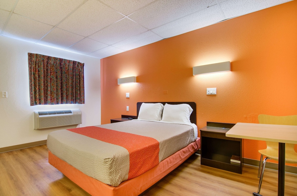 Motel6 Salina, KS 29/60