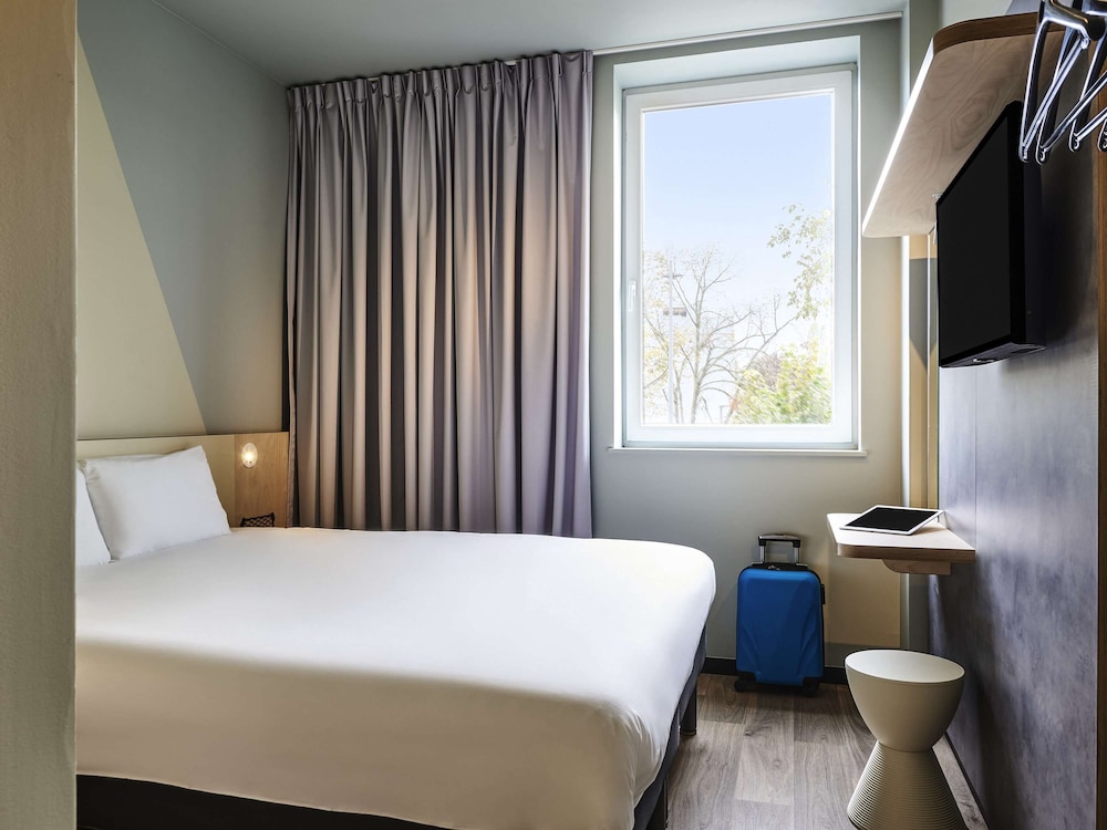 Ibis Budget Epinal 8/42