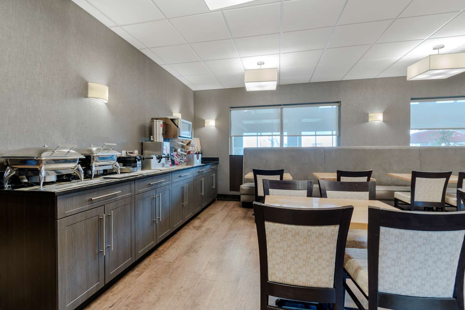 Best Western Plus Eastgate Inn Suites 15/27