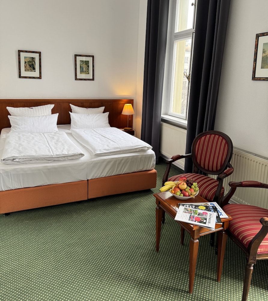 Hotel Am Luisenplatz 28/71