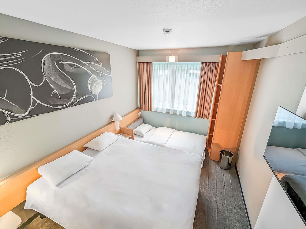 ibis Luebeck City 25/57
