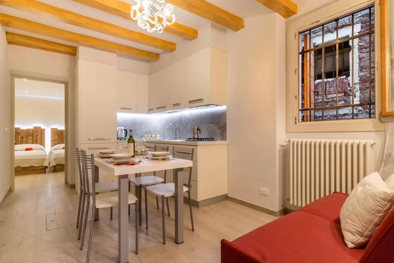 Veneziacentopercento Rooms & Apartments 19/23