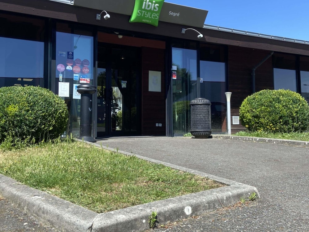 Ibis Styles Segre 53/58