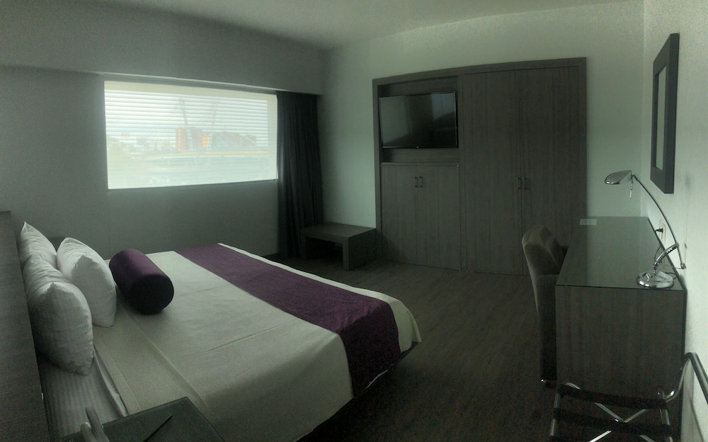 We Hotel Aeropuerto Ex Ramada Aeropuerto Mexico Hotel 26/73