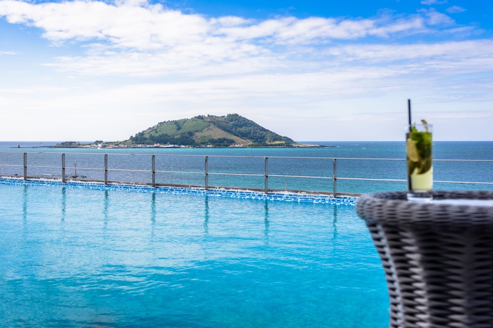 Augila Hotel Jeju Oceano Suites 53/61