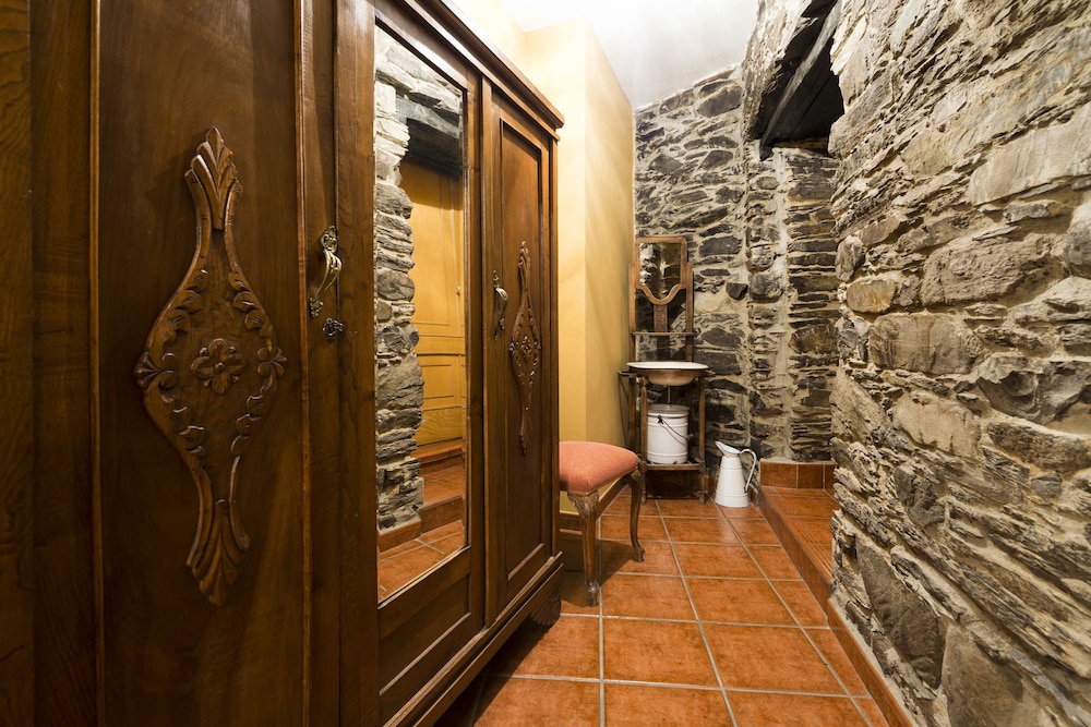 HOTEL RURAL VALLE DE ANCARES 10/31