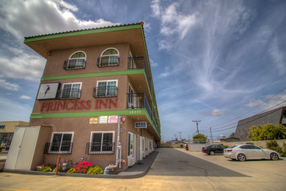 Princess Inn - Westminster / Huntington Beach 3/62