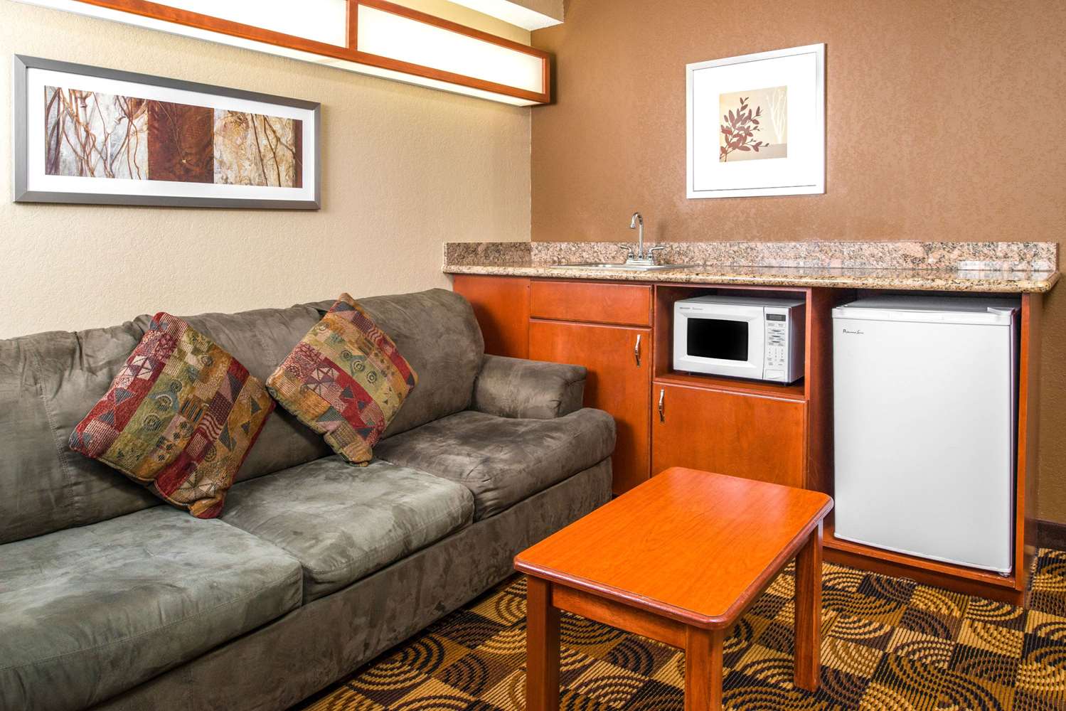 Microtel Inn Suites By Wyndham Lincoln 36/57