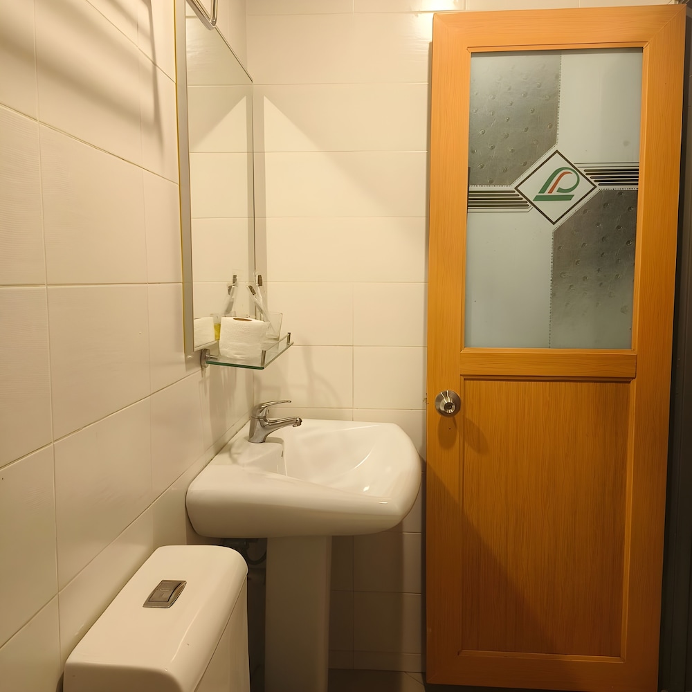 Leo Express Hotel 38/43