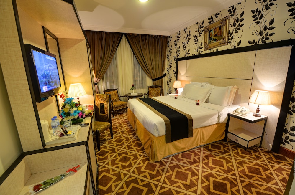 فندق زوار العالمي(Zowar Alalami hotel) 17/43
