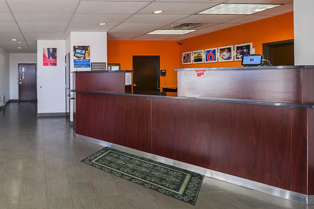 Lobby at Motel6 Amarillo, TX, AMARILLO - TX
