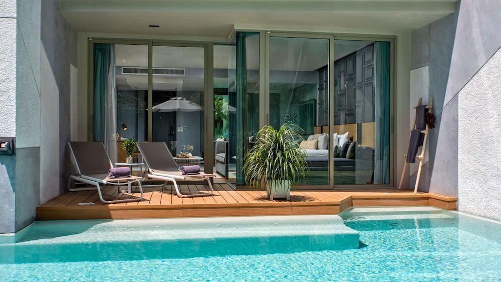 Wyndham Grand Nai Harn Beach Phuket 22/50