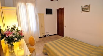Orion Hotel 53/69