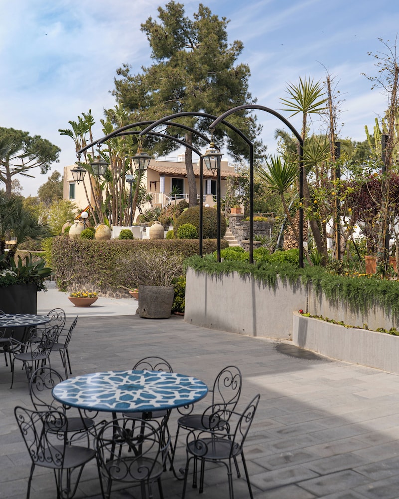 Hermitage Resort and Thermal Spa Hotel 73/76
