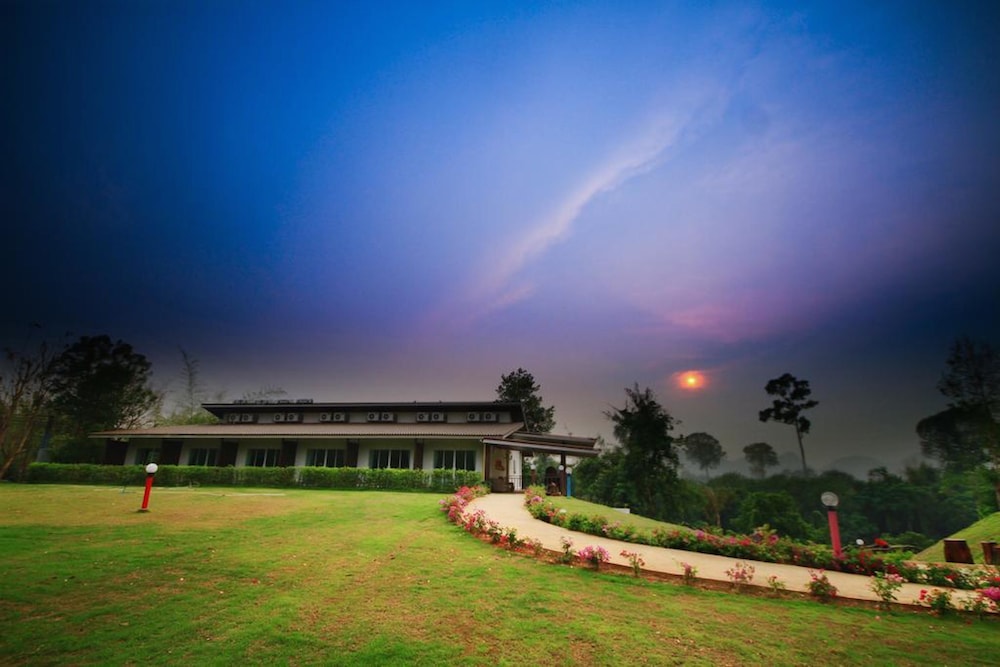 Banana Resort & Spa 28/31