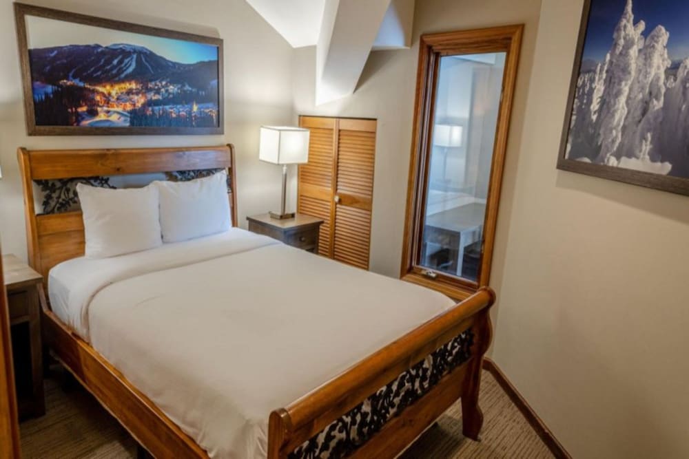 1 Bedroom, House, Queen Bed, Sofa