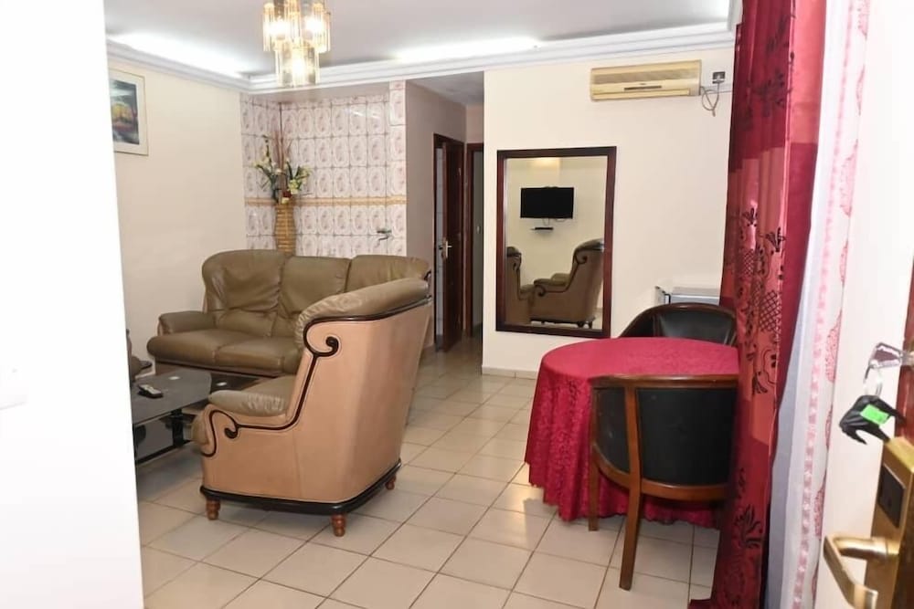 Hotel Santa Lucia 36/50