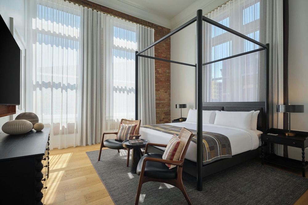 1 Bedroom, Penthouse, with View