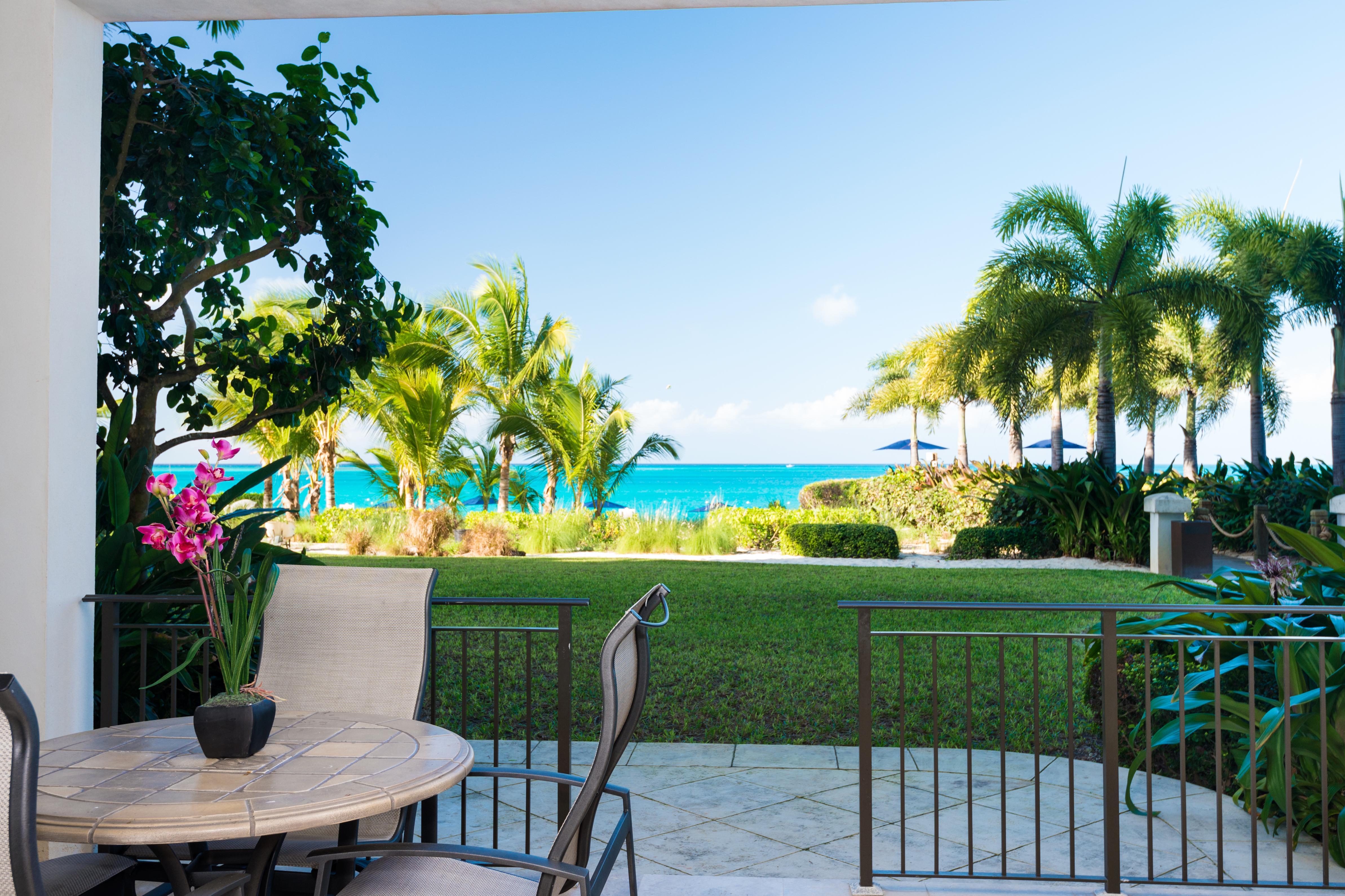 The Regent Grand on Grace Bay Beach 25/49