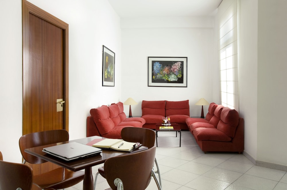 Hotel Monegal 20/31