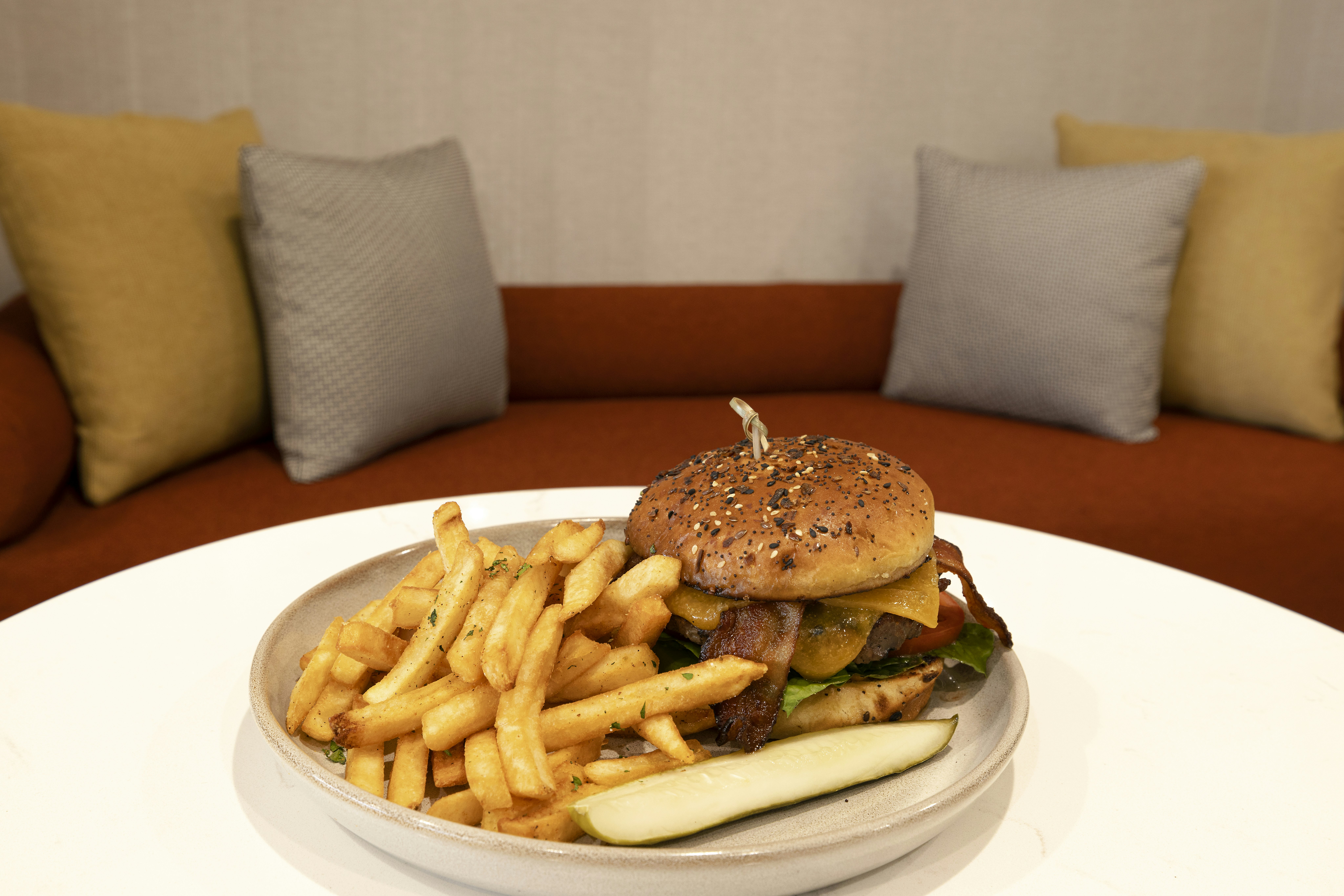 DoubleTree by Hilton Palmdale 25/75
