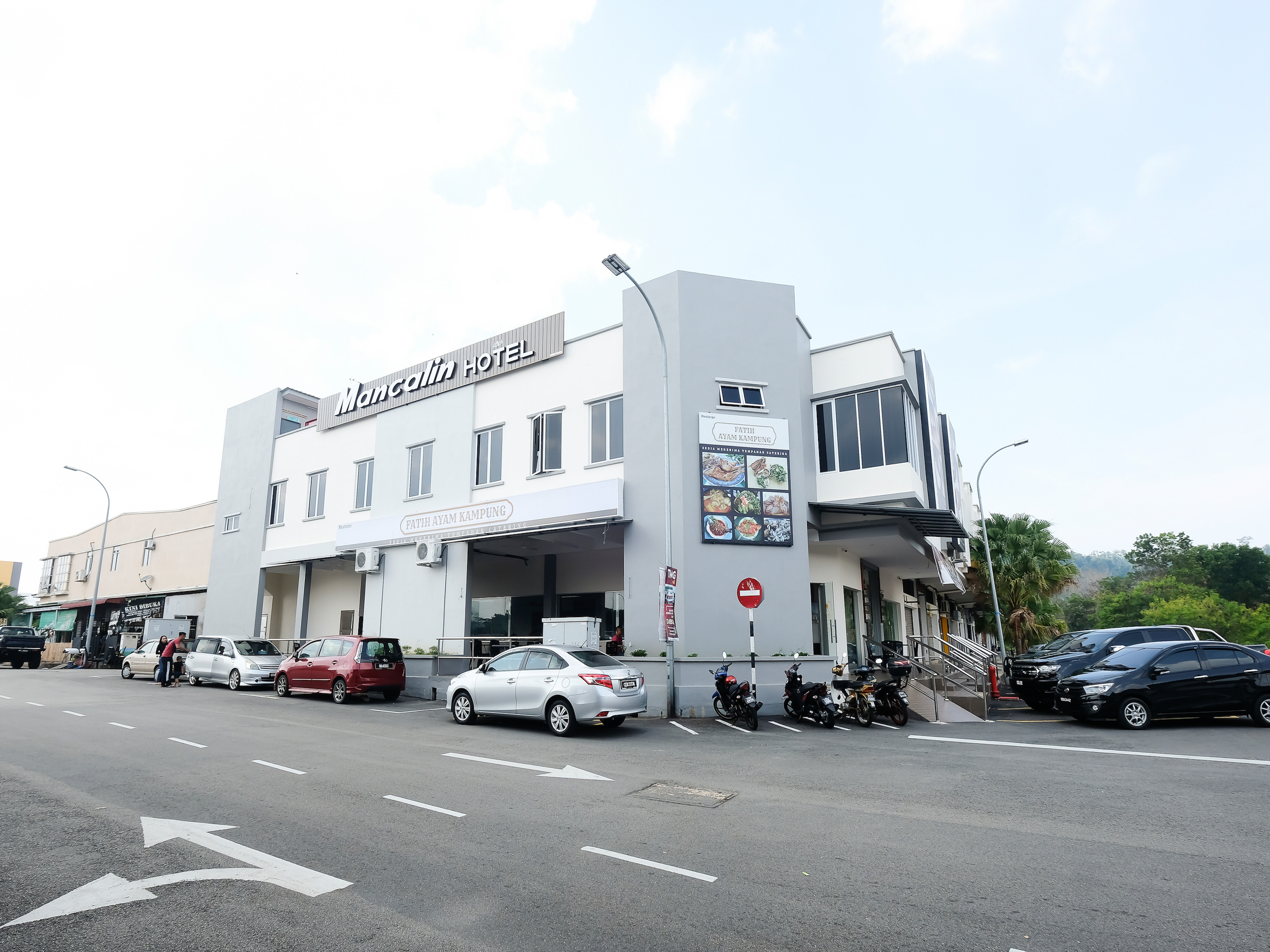 OYO 43935 Mancalin Hotel 37/38