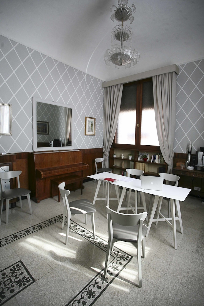 Hotel Il Sole 24/46