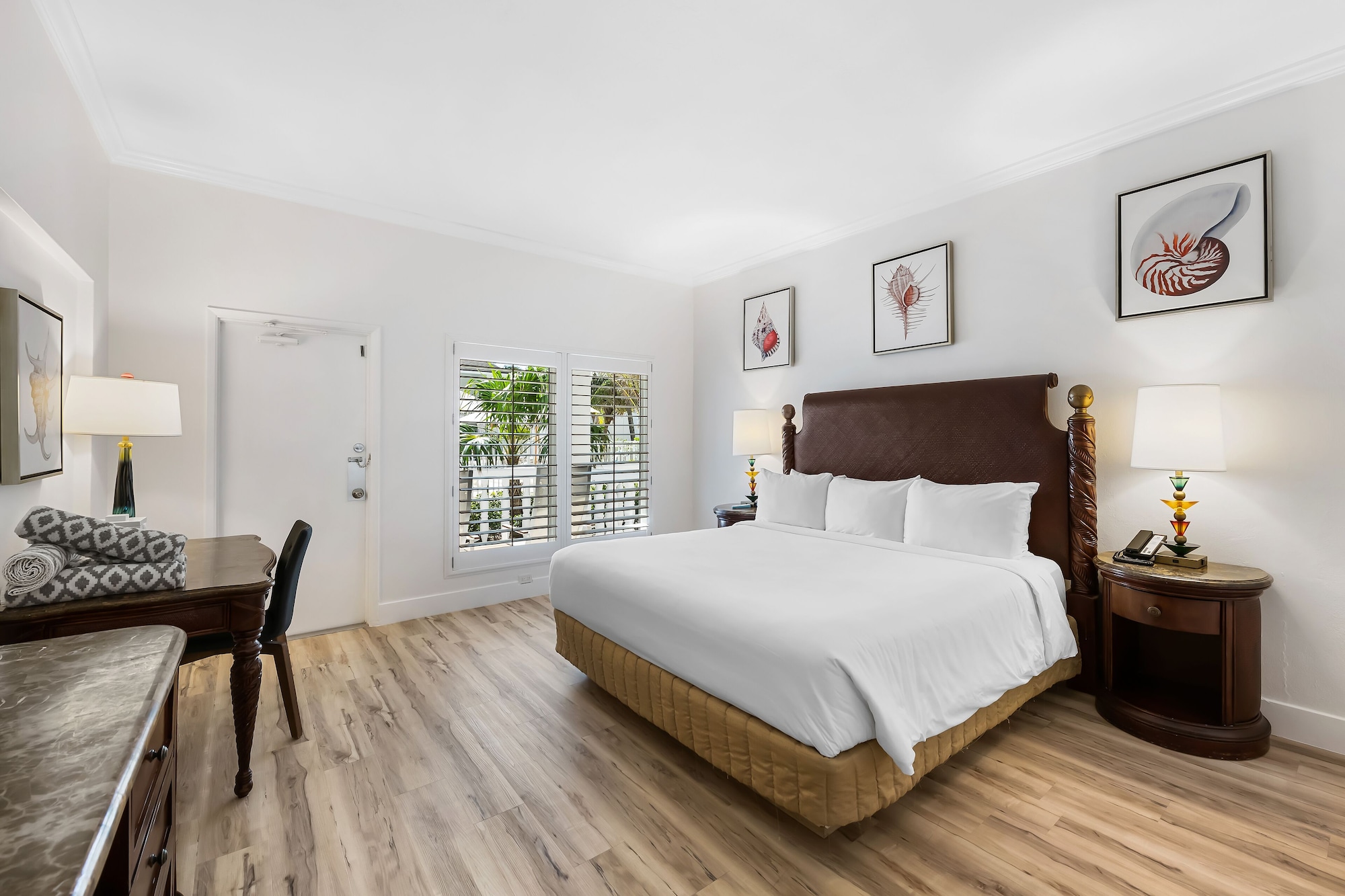Room, King Bed, Ocean Front