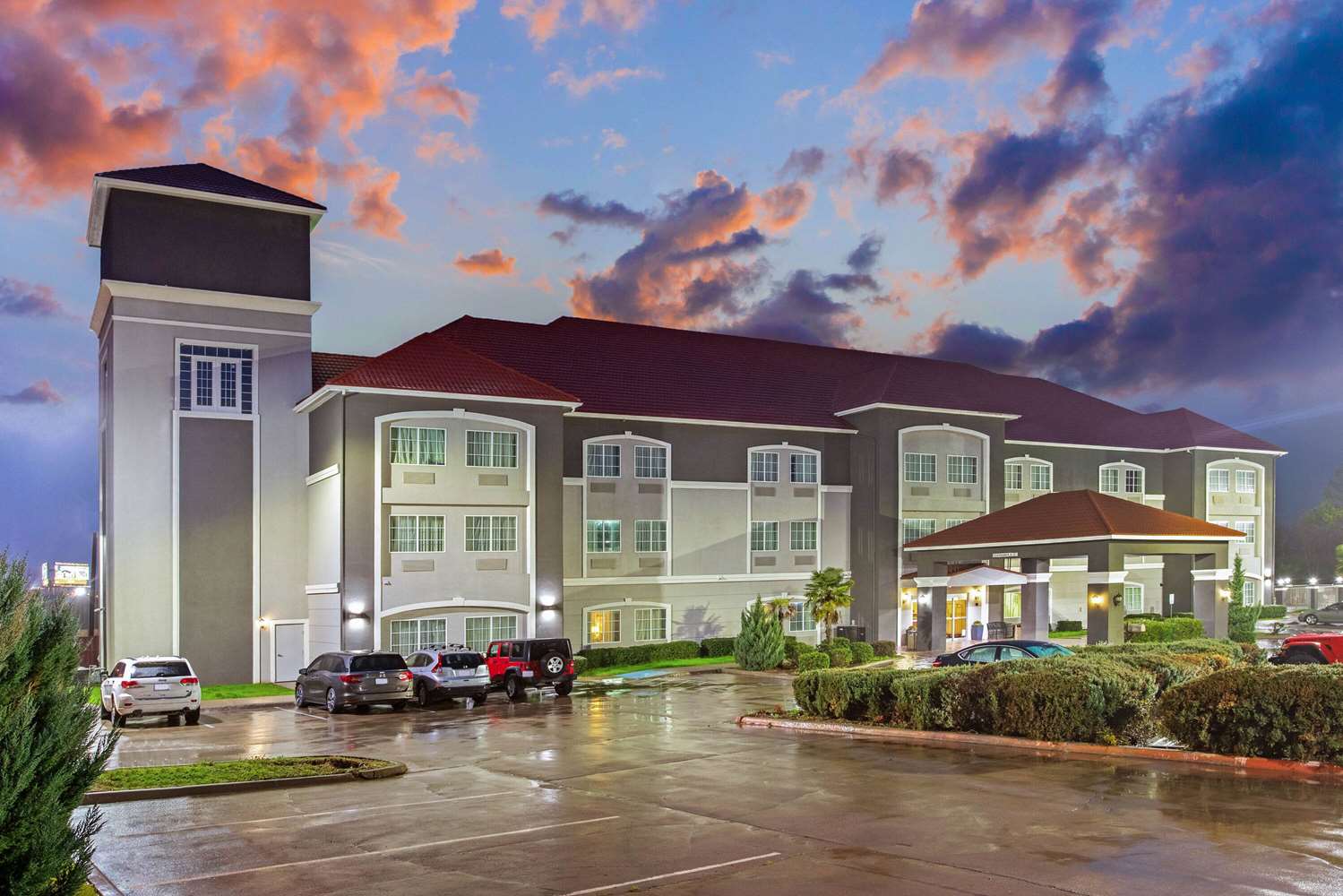 La Quinta Inn Suites Cleburne 1/23