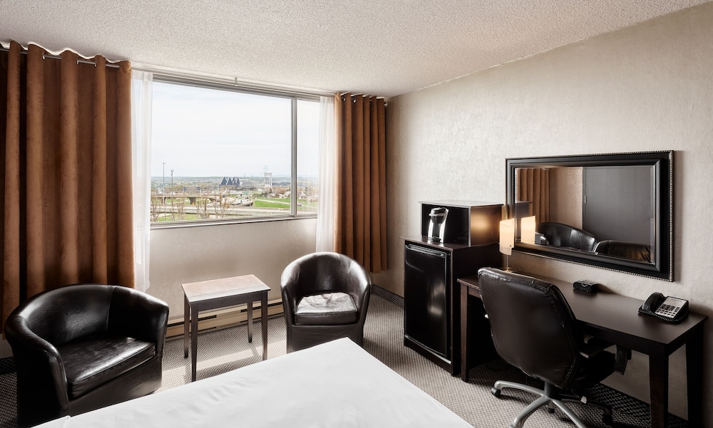 Travelodge by Wyndham Hotel & Convention Centre Quebec City 36/41