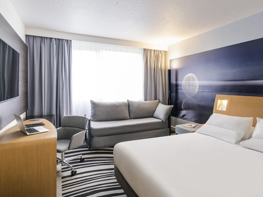 Novotel Paris Saclay 22/74