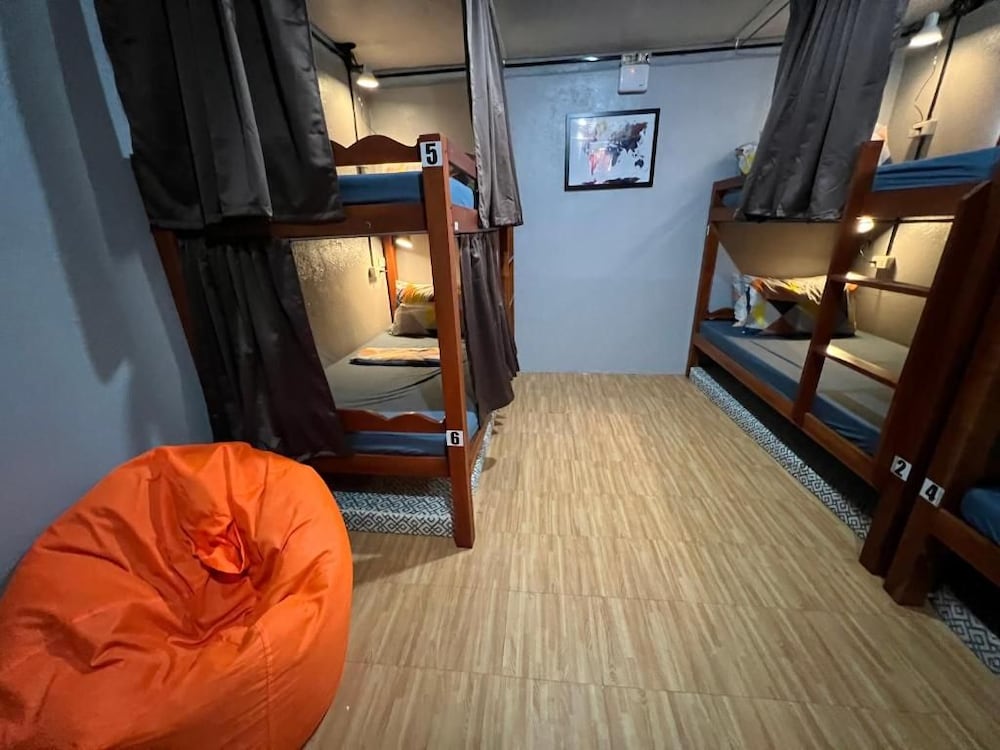 Westcoast Guest House 36/50