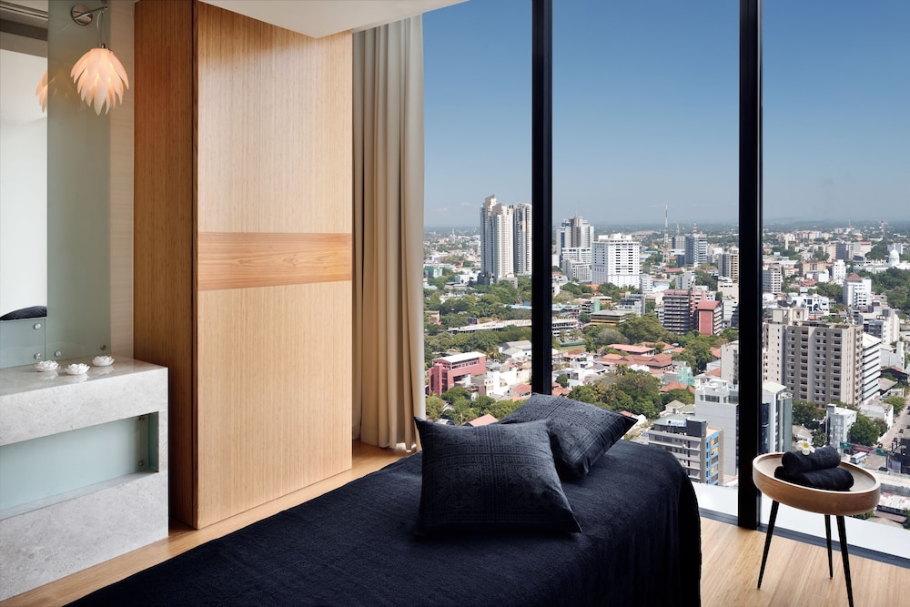 Pullman Colombo City Centre 50/70