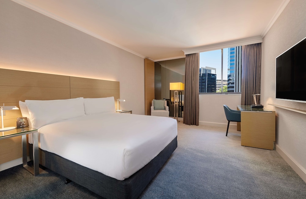 Parmelia Hilton 14/65