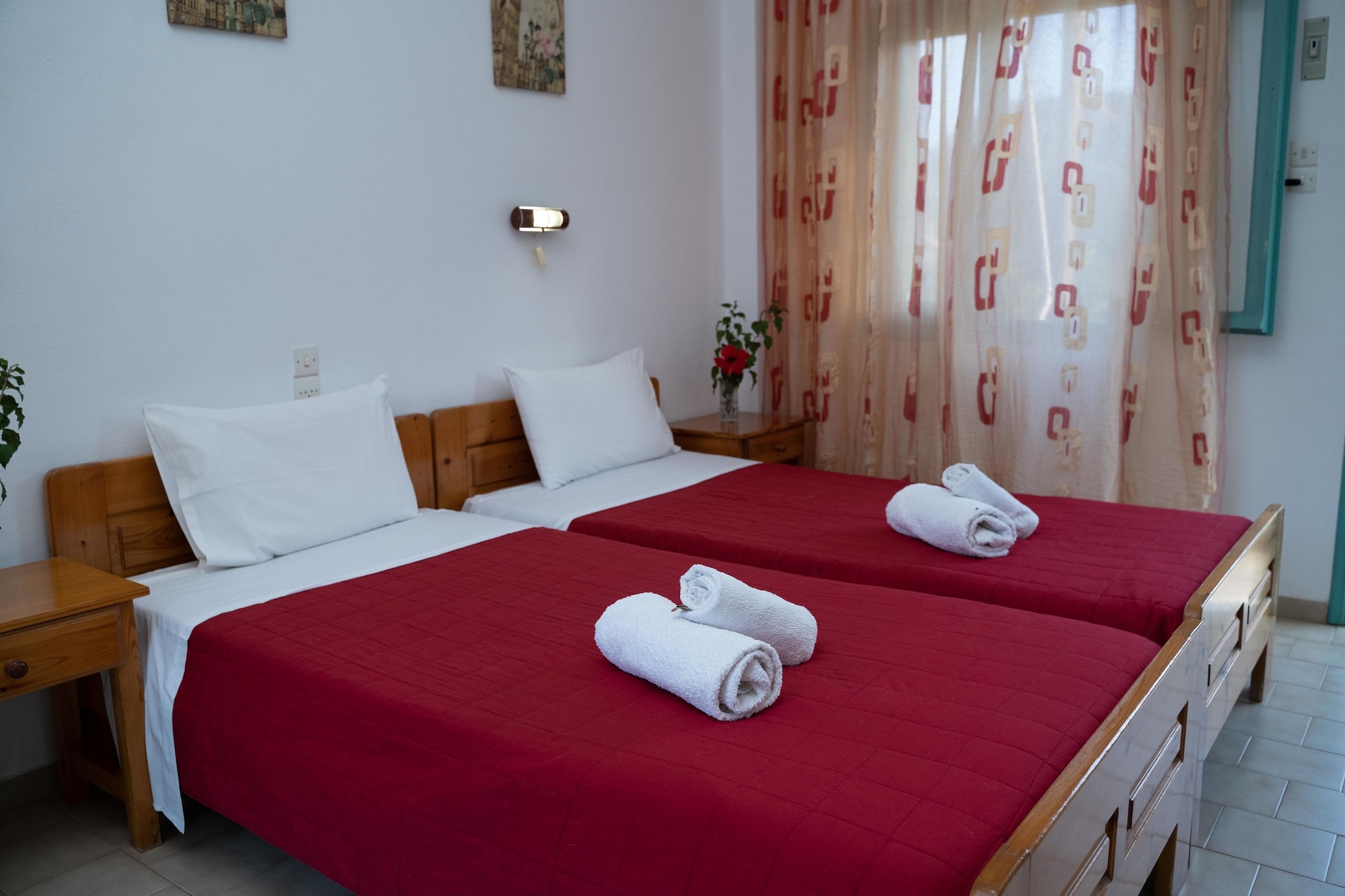 STANDARD, TWIN BEDS