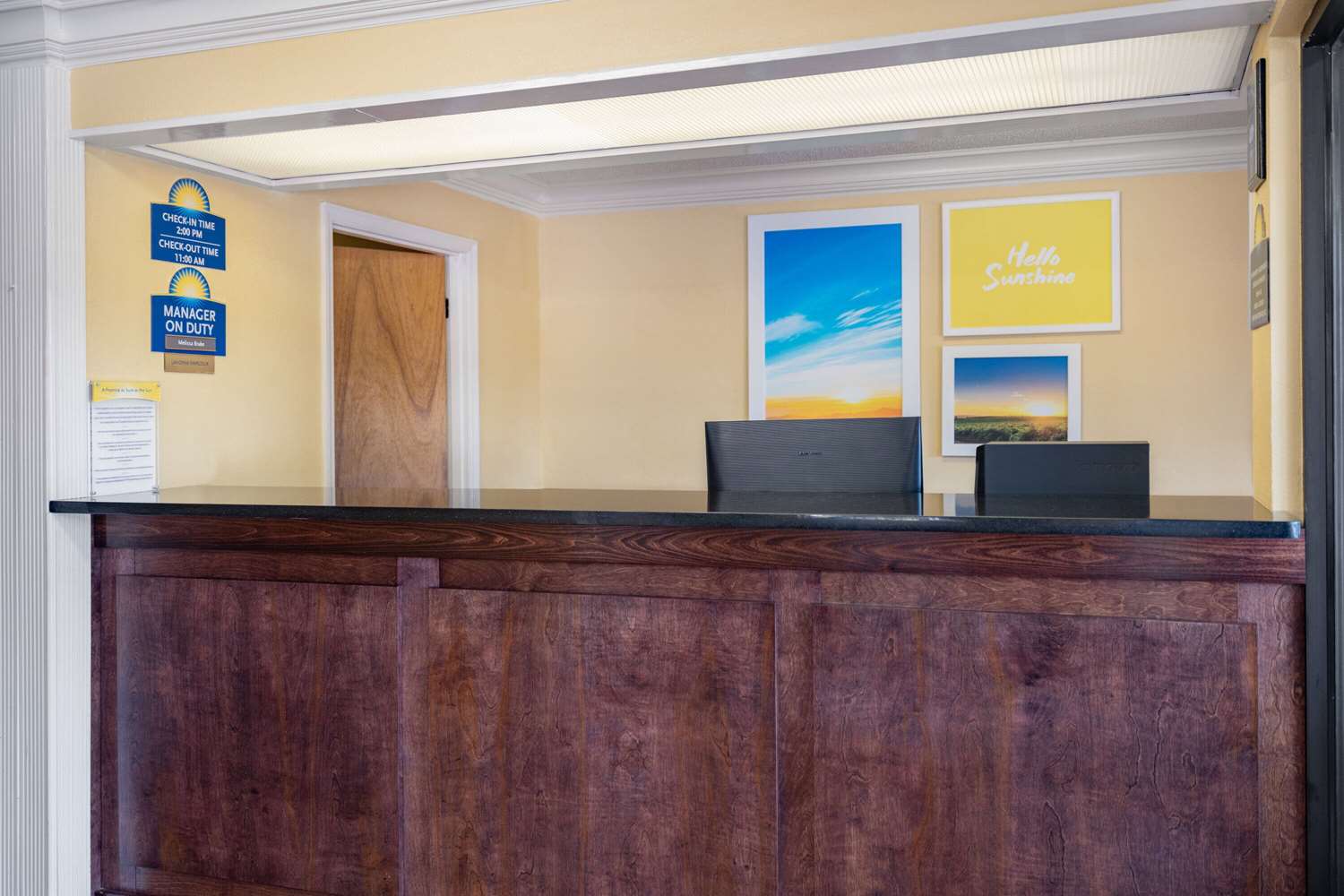 Days Inn By Wyndham Macon I-475 7/25