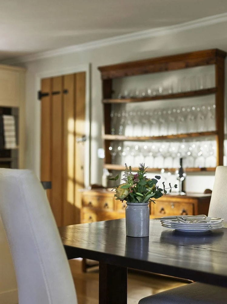 Coworth Park Dorchester Collection 59/77