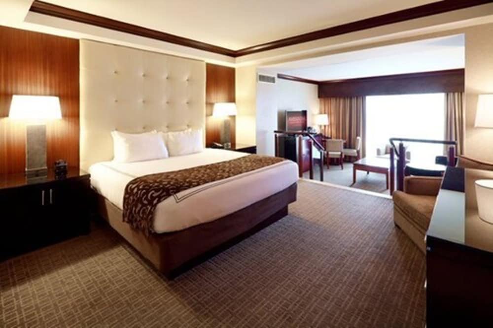 Ameristar Casino Resort Spa St. Charles 13/64