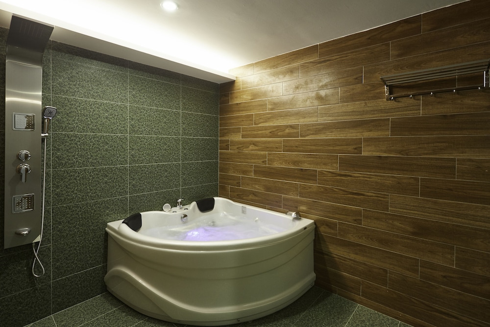 Dream Luxury Hotel 30/50