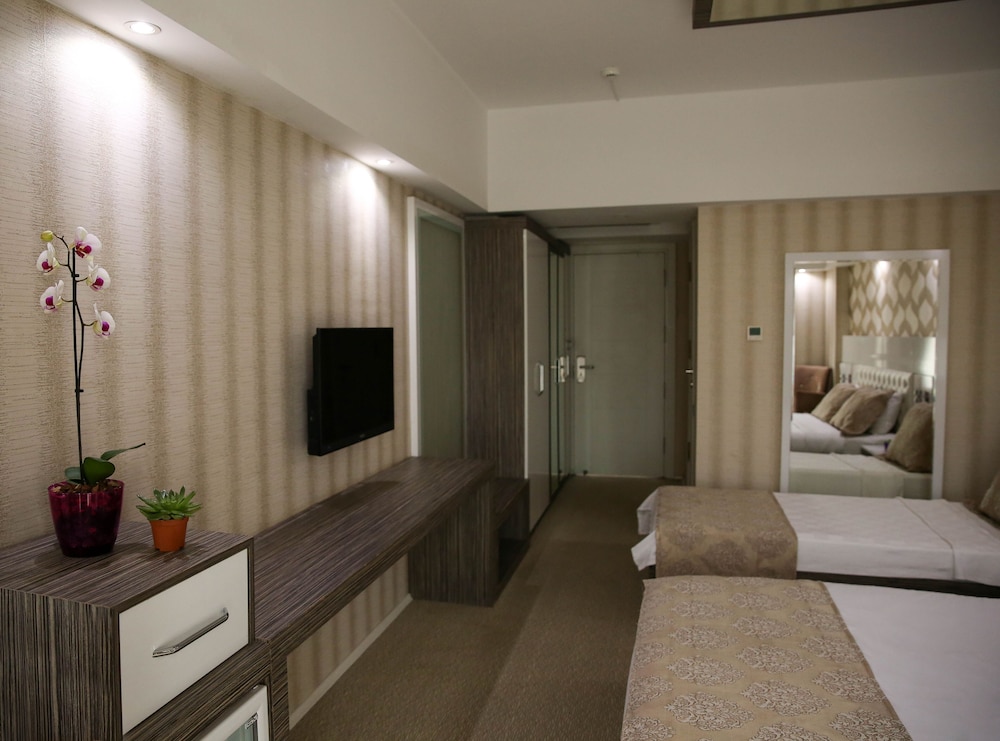 MOX Hotel 33/50