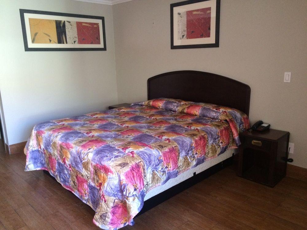 Hyland Motel Long Beach 9/27