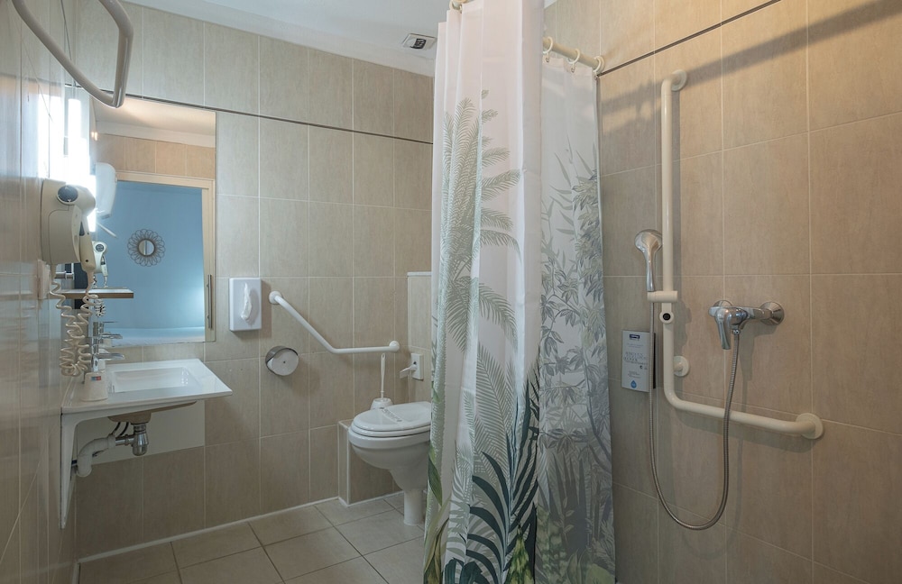 The Originals City, Hotel LHippocampe, Sete Balaruc-le-Vieux 45/47