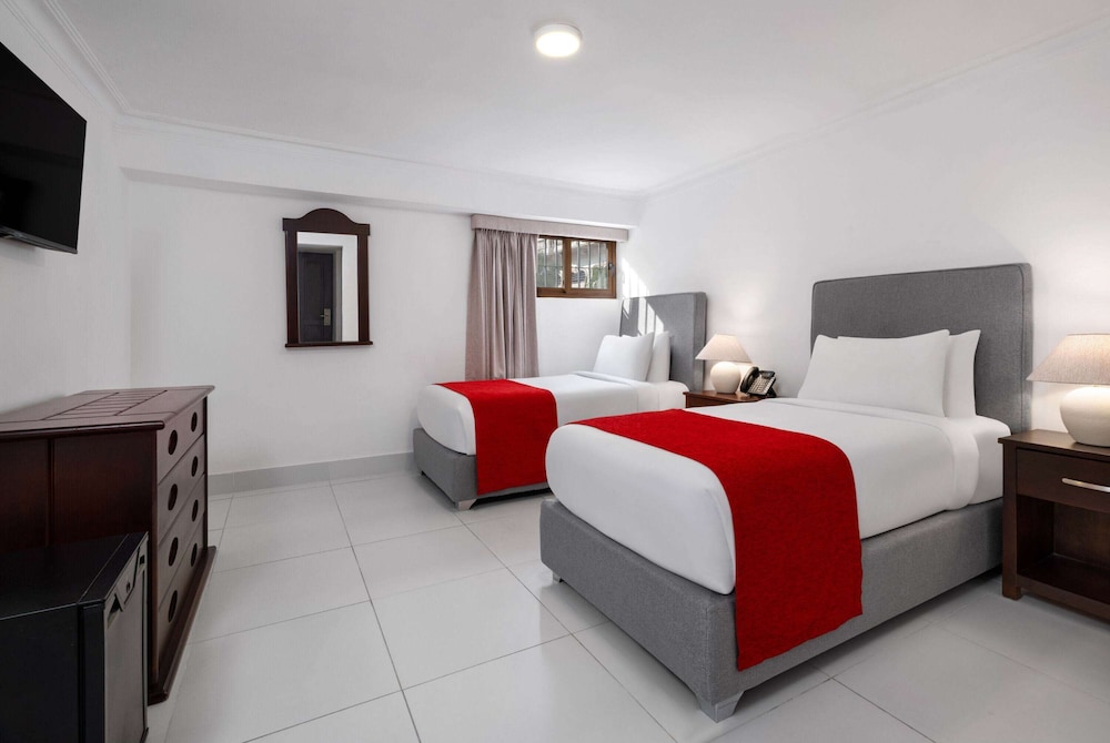 ROOM, TWIN BEDS, ACCESSIBLE