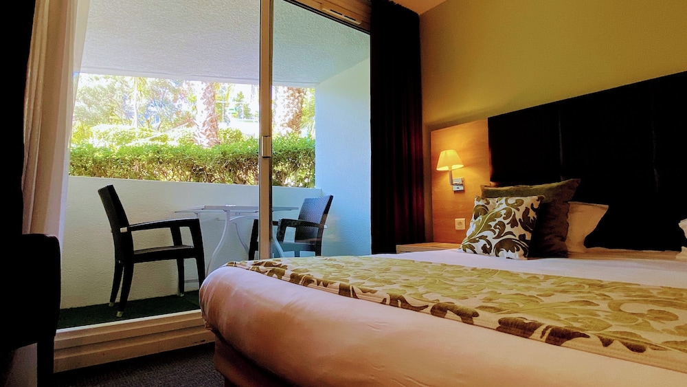 Pamela Hotel Cassis 26/75
