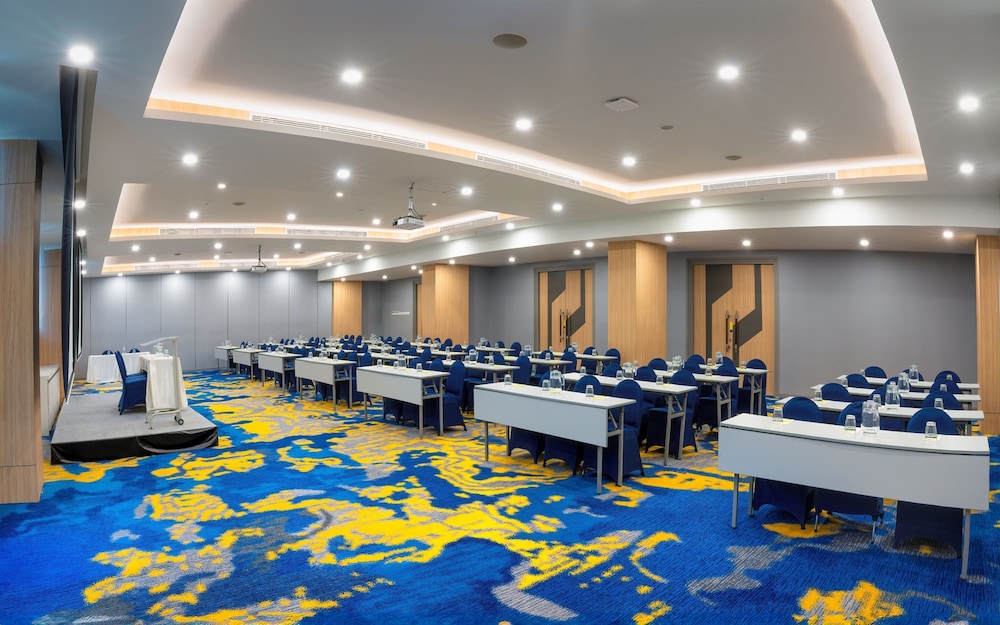 YELLO Hotel Jambi 23/30