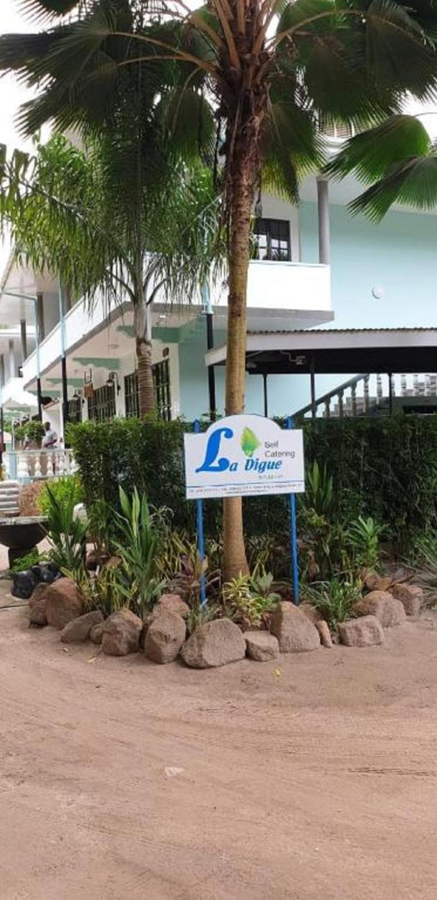 La Digue Self Catering 40/46
