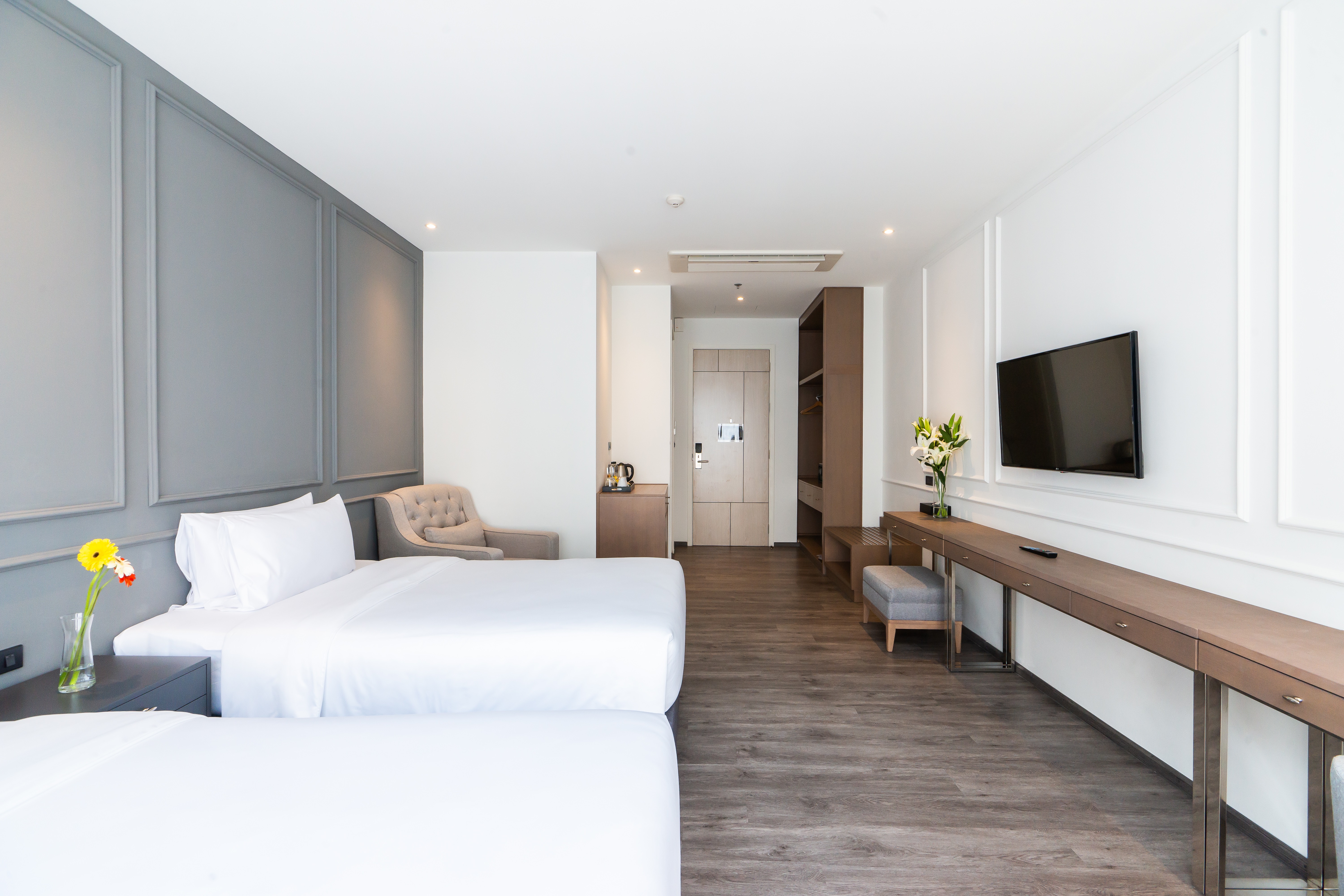 Suite, Patio, Pool Access